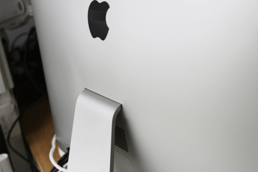 iMacの背面