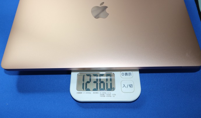 MacbookAirの重量